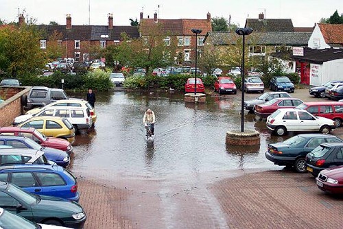 Flooding in the market place in 2002