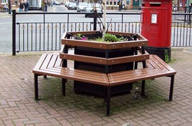 Communal seat in the town centre