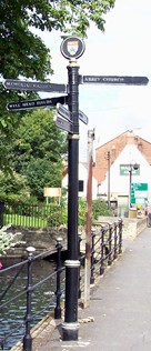 Direction sign in South Street