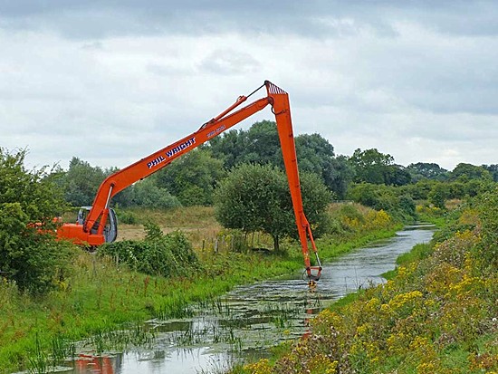 Photographed by Geoff Bell in August 2013