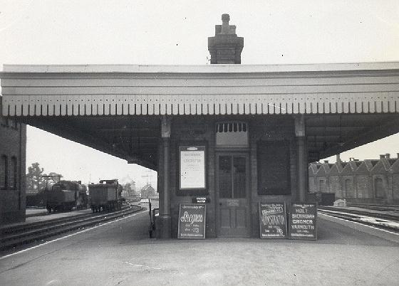 Bourne railway station in 1950