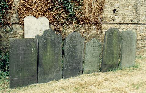 Rippingale churchyard