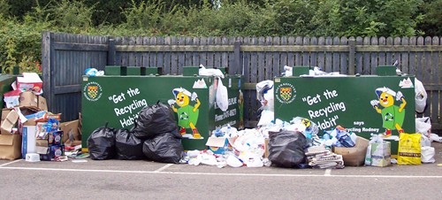 Overflowing rubbish point